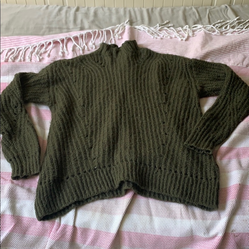 Green American Eagle sweater